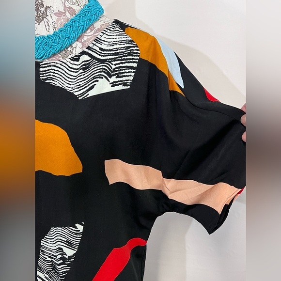 🛍️BAR III Black with red and orange abstract print shirt dress size‎ XS. - Picture 3 of 11